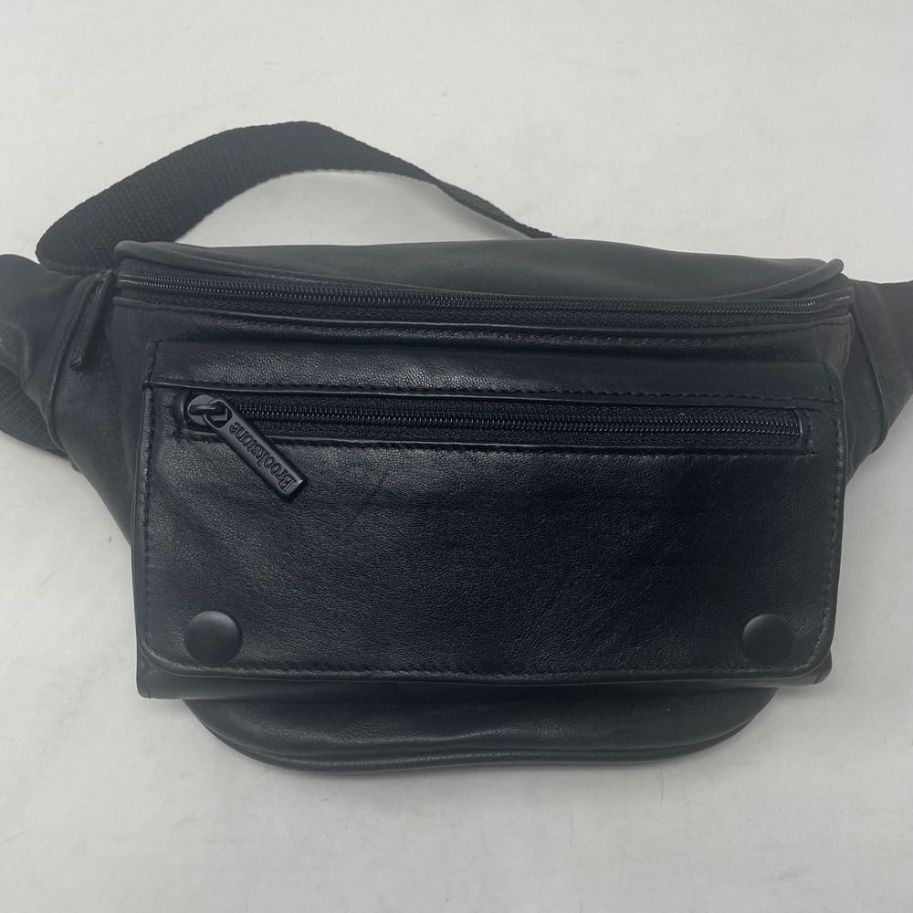 Brookstone Leather Waist Pack🖤